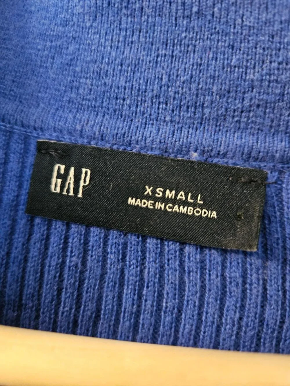 GAP royal blue women's collared snug-fit cardigan, XS